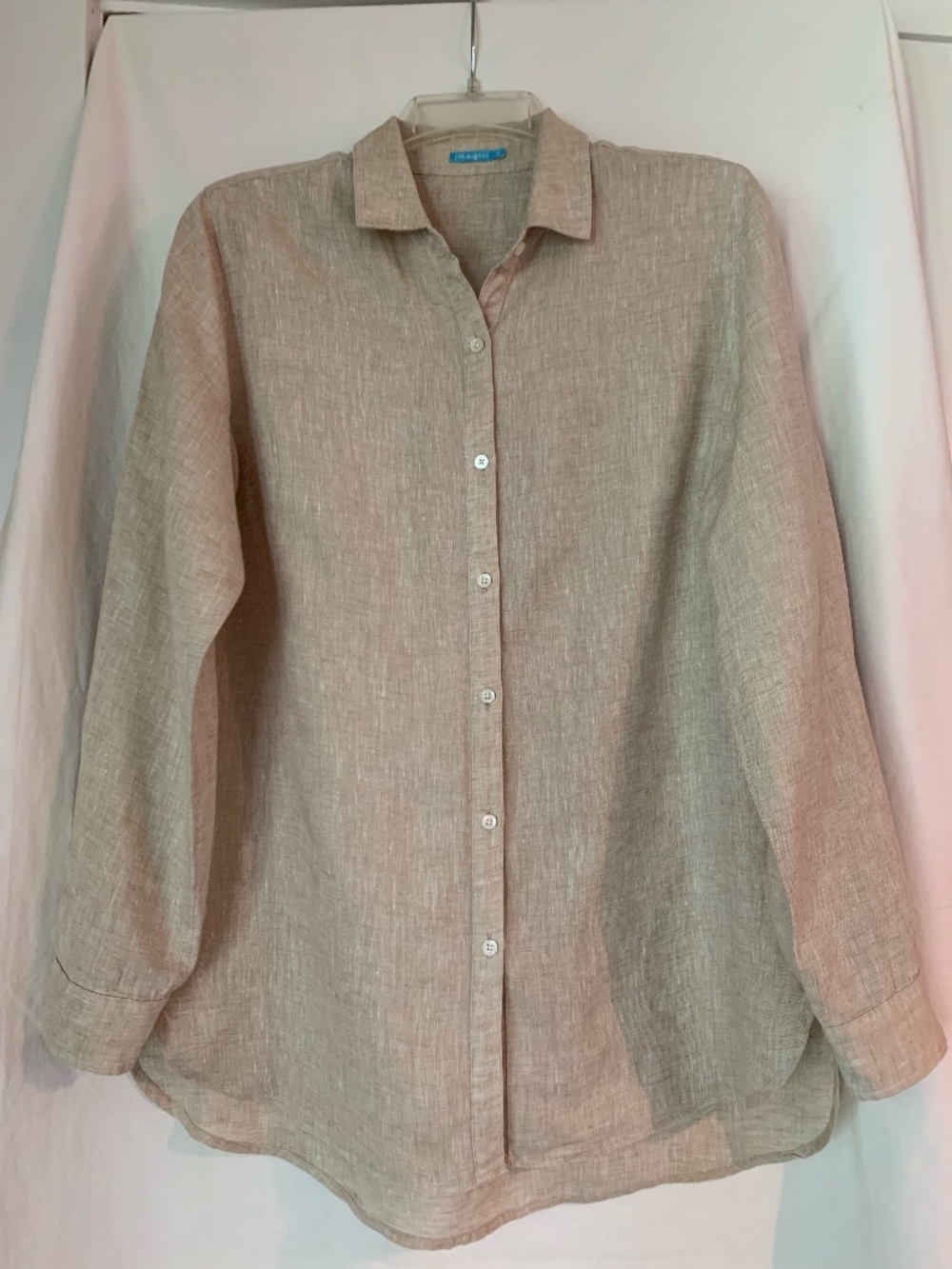 J McLaughlin 100% linen shirt in ecru color